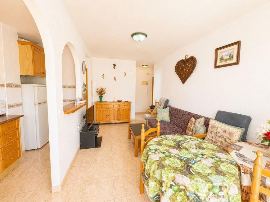 Espanha Penthouse for sale in Torrevieja, just 200 meters from Los Locos beach.