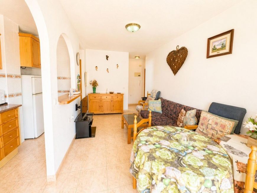 Espanha Penthouse for sale in Torrevieja, just 200 meters from Los Locos beach.