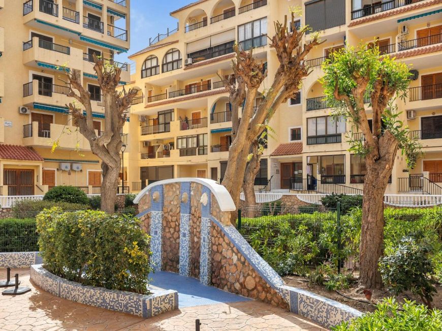 Spain APARTAMENTO DE 1 DORMITORIO CON GARAJE, TRASTERO Y PISCINA COMUNITARIA A 400 METROS DE LA PLAYA DE LA MATA