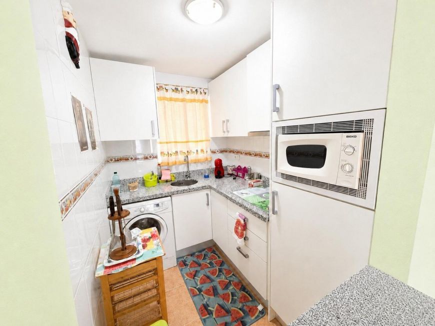 Španělsko Opportunity for a 2-bedroom apartment with a pool