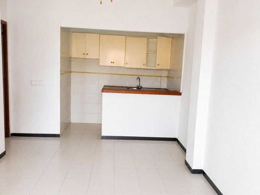Španělsko One bedroom renovation opportunity