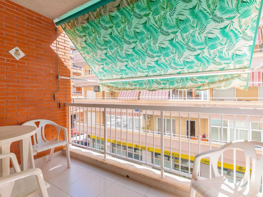 Španělsko Your seaside retreat in Torrevieja! Impeccable apartment with a large east-facing terrace