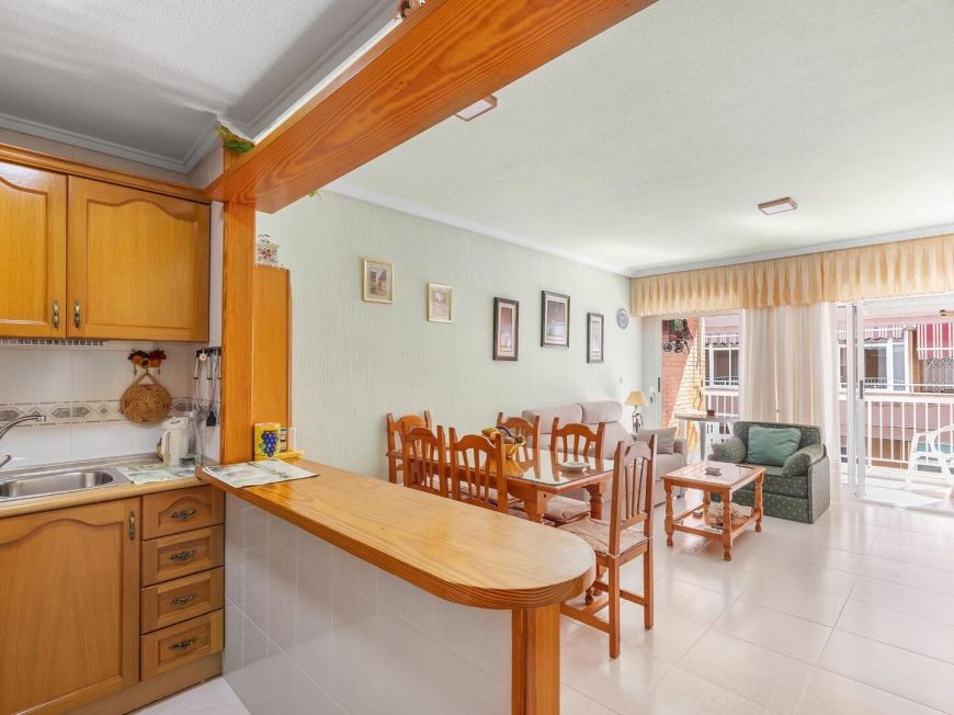 Španělsko Your seaside retreat in Torrevieja! Impeccable apartment with a large east-facing terrace