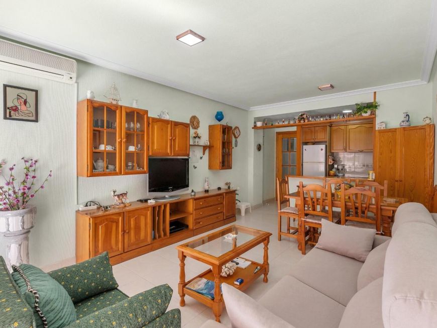 Španělsko Your seaside retreat in Torrevieja! Impeccable apartment with a large east-facing terrace
