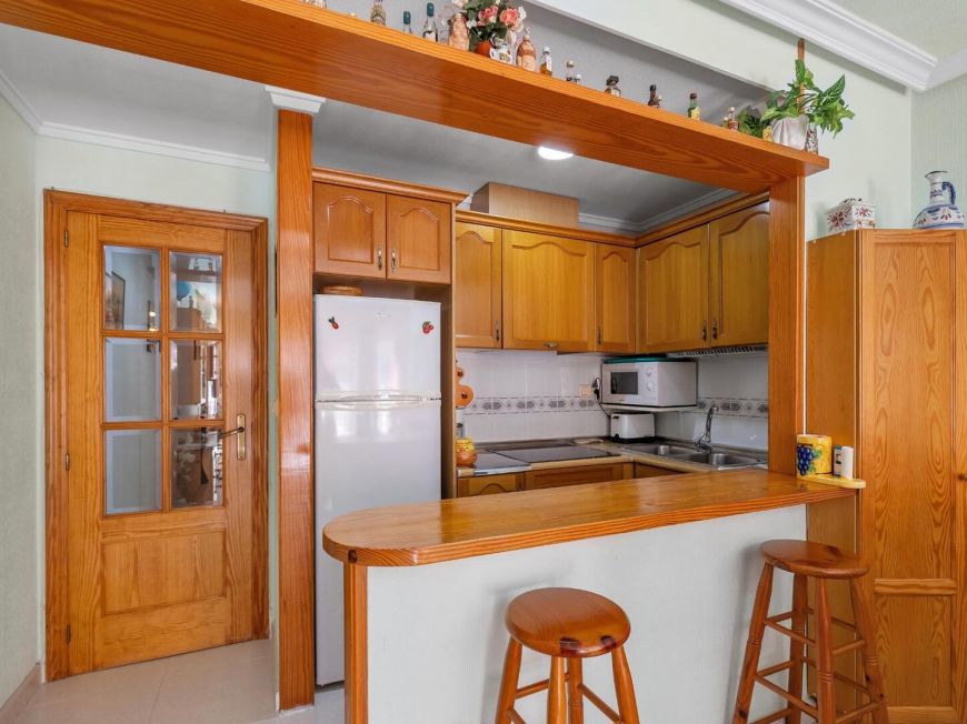 Španělsko Your seaside retreat in Torrevieja! Impeccable apartment with a large east-facing terrace