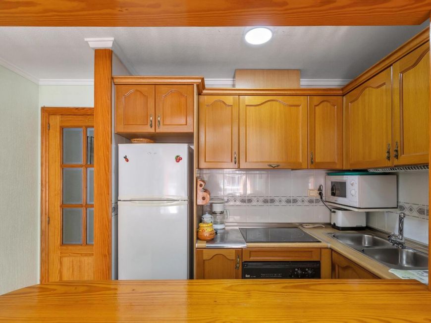 Španělsko Your seaside retreat in Torrevieja! Impeccable apartment with a large east-facing terrace