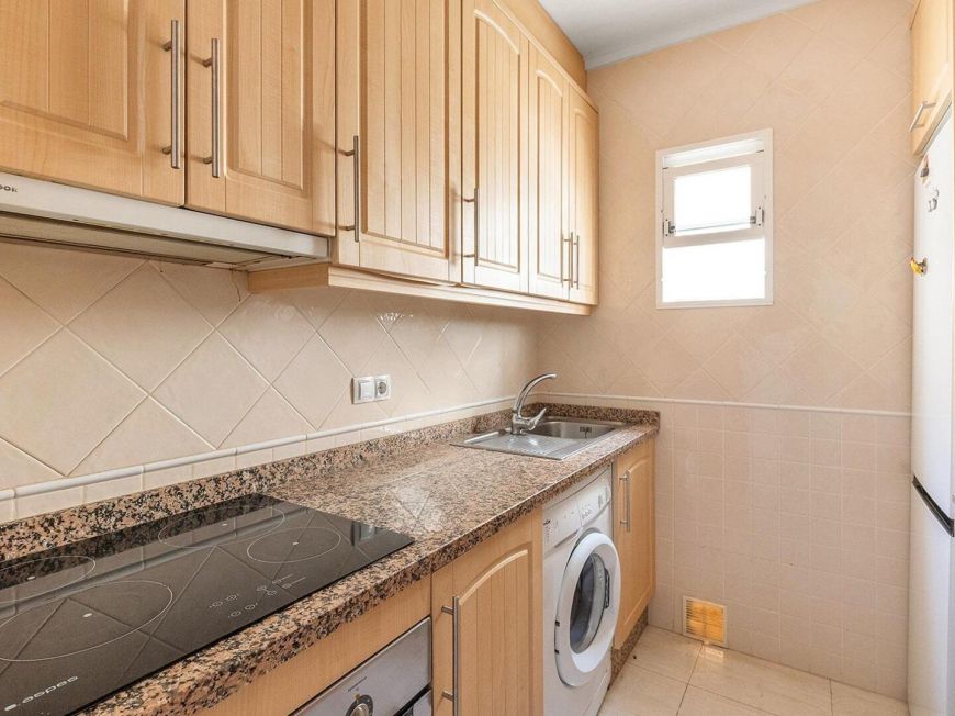Španělsko Penthouse opportunity with 3 bedrooms, 2 bathrooms and pool