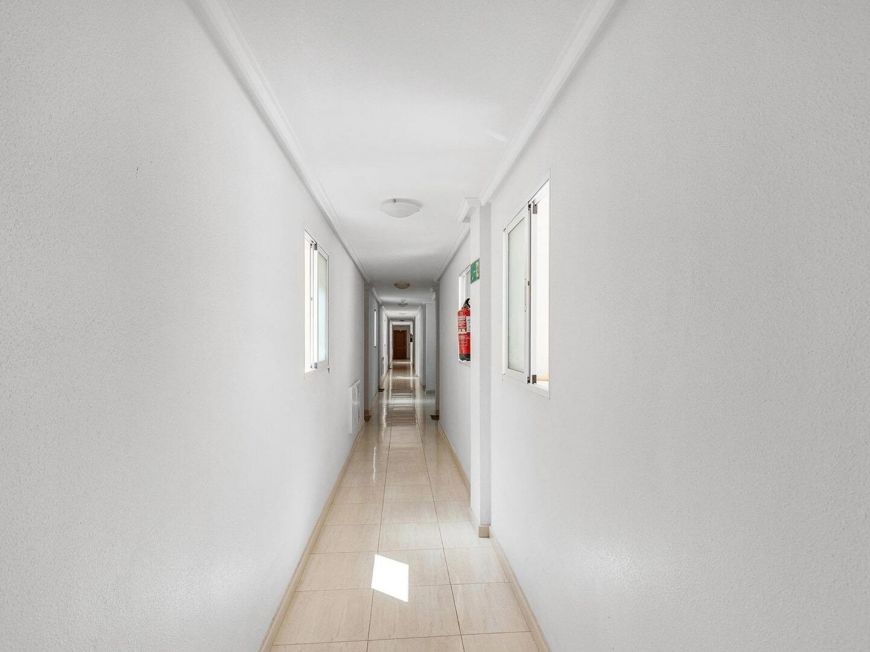 Španělsko Penthouse opportunity with 3 bedrooms, 2 bathrooms and pool