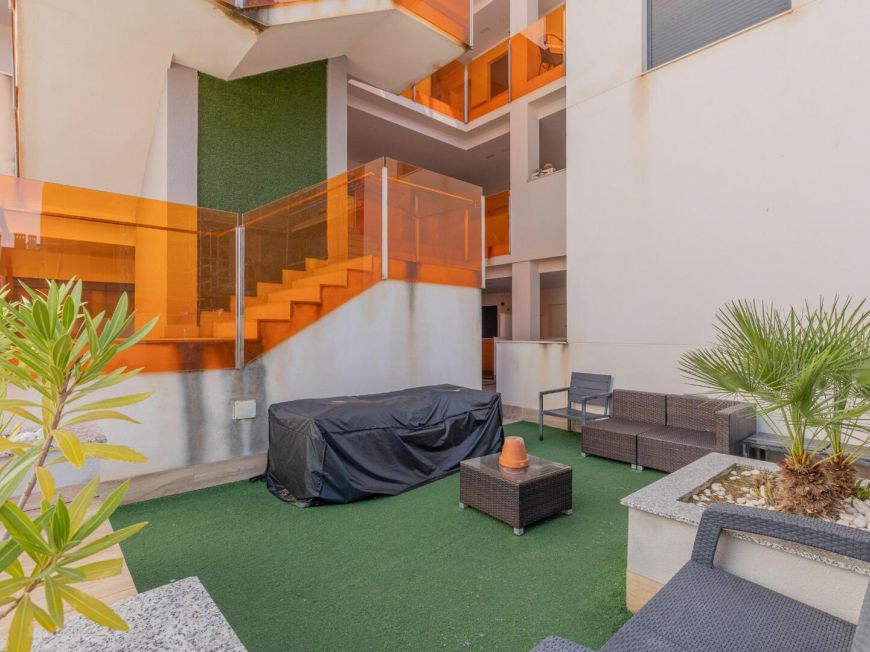 Spain Exclusive Apartment in Torrevieja – 200 meters from Playa de los Locos