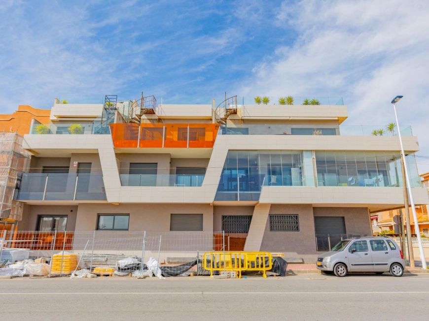 Spain Exclusive Apartment in Torrevieja – 200 meters from Playa de los Locos