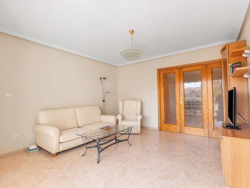 Španělsko SPECTACULAR 3 bedroom 2 bathroom apartment 250m from Playa del Cura