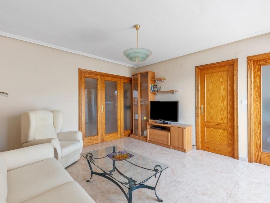 Španělsko SPECTACULAR 3 bedroom 2 bathroom apartment 250m from Playa del Cura