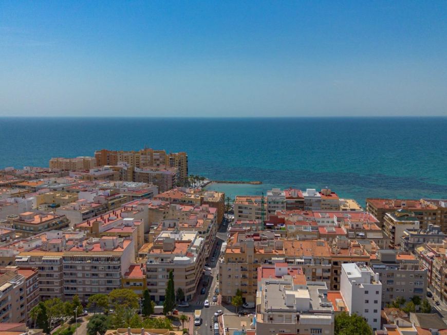 Španělsko SPECTACULAR 3 bedroom 2 bathroom apartment 250m from Playa del Cura