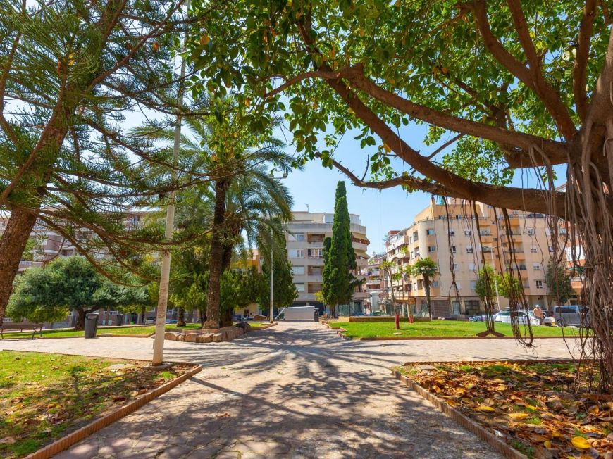 Španělsko SPECTACULAR 3 bedroom 2 bathroom apartment 250m from Playa del Cura