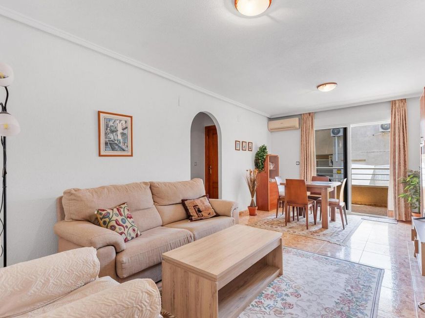 Espanha **3-Bedroom attic • South Facing • Pool View • Garage**