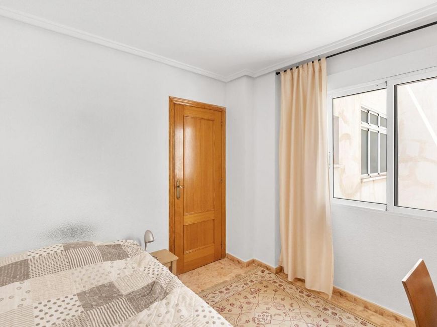 Espanha **3-Bedroom attic • South Facing • Pool View • Garage**