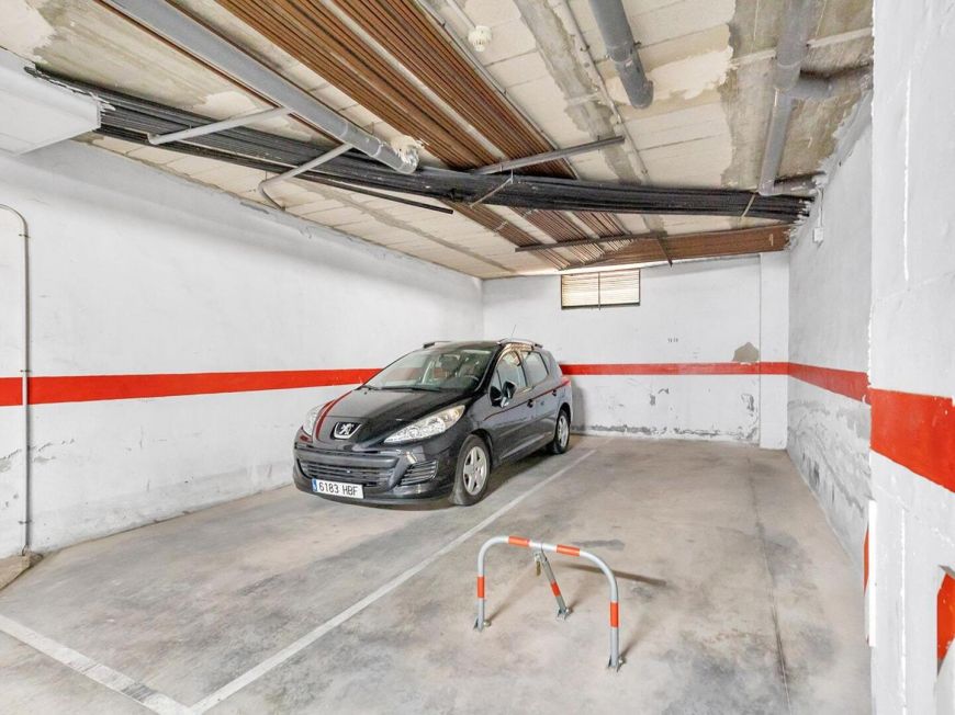 Espanha **3-Bedroom attic • South Facing • Pool View • Garage**