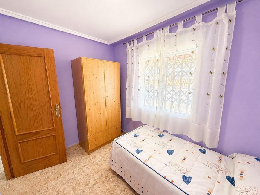Spanien Penthouse-Gelegenheit mit 3 Schlafzimmern, 2 Bädern und Pool