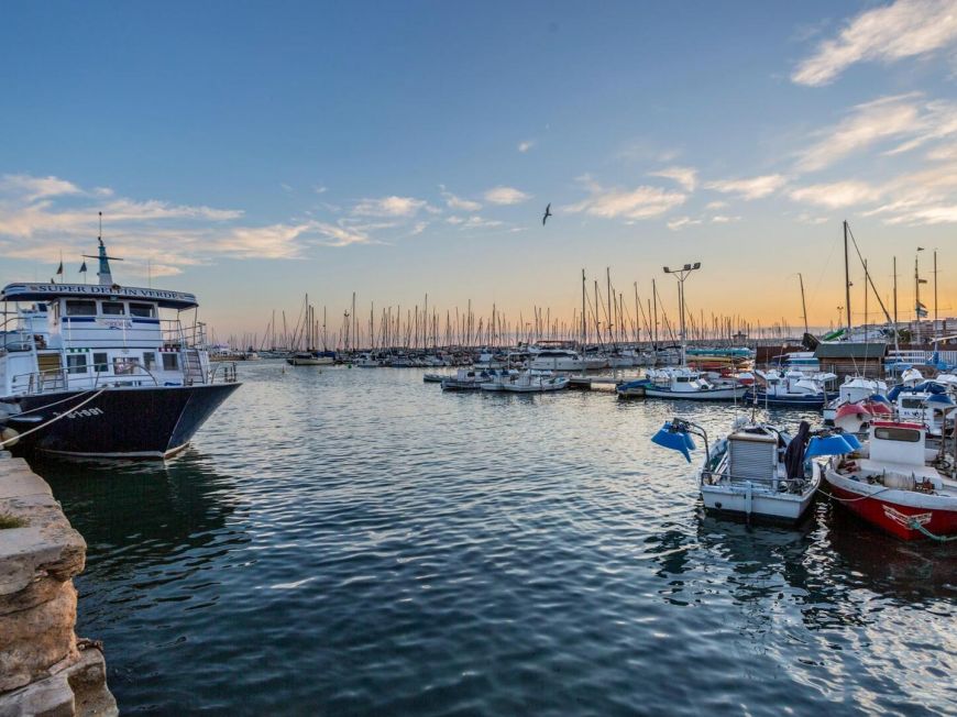 Spanien Penthouse-Gelegenheit mit 3 Schlafzimmern, 2 Bädern und Pool