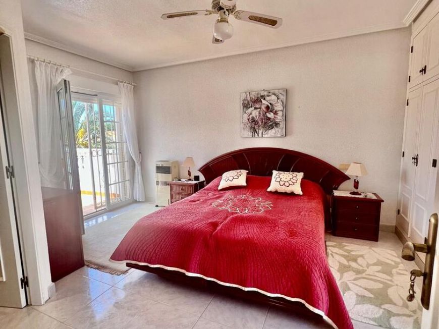 Španělsko Detached villa Orihuela Costa 
