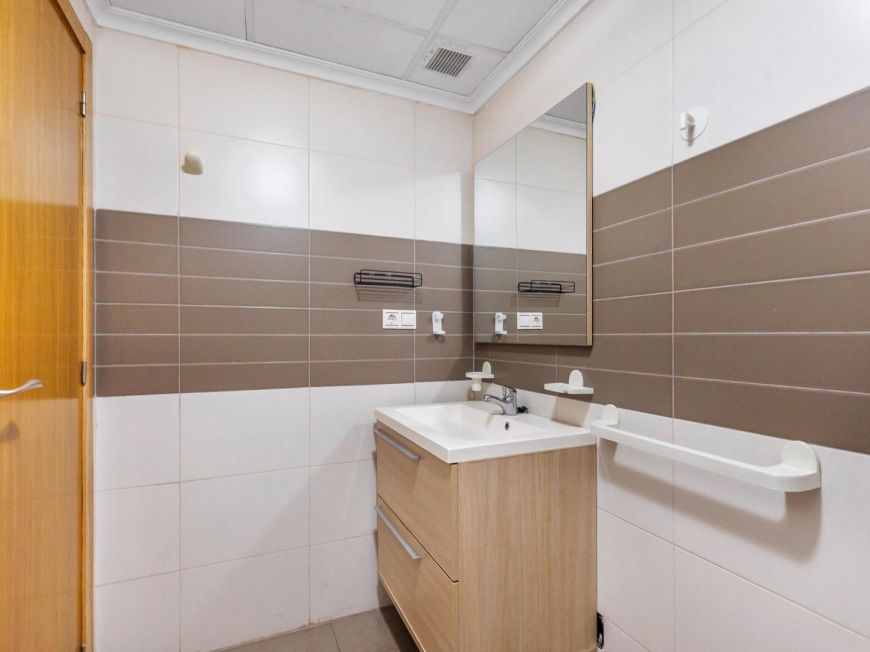 Испания Fantastic opportunity in the heart of Torrevieja!