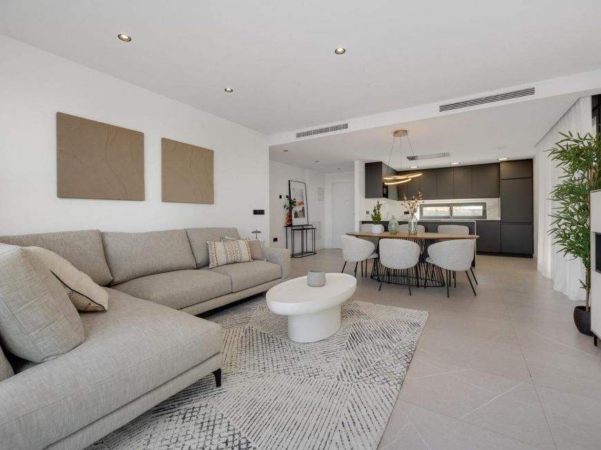 Španělsko New Villas for Sale in Torrevieja – 2 km from the Sea