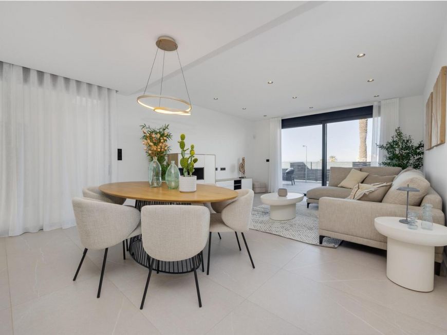 Španělsko New Villas for Sale in Torrevieja – 2 km from the Sea