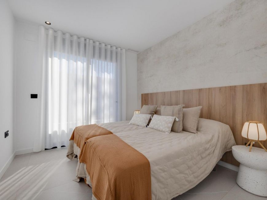 Španělsko New Villas for Sale in Torrevieja – 2 km from the Sea