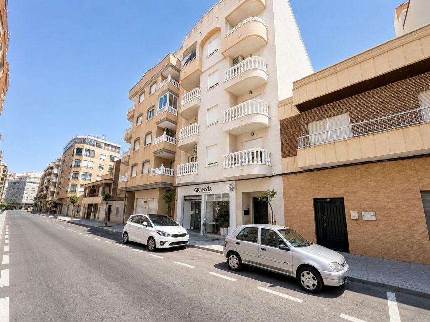 Španělsko 2 bedroom opportunity Playa del Cura