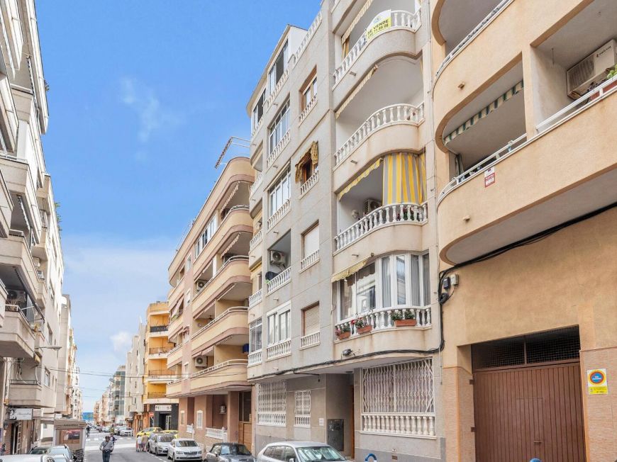 Spanien Exklusives Penthouse mit 3 Schlafzimmern und 2 Bädern, 500 m von Playa del Cura und Playa de Los Locos entfernt.