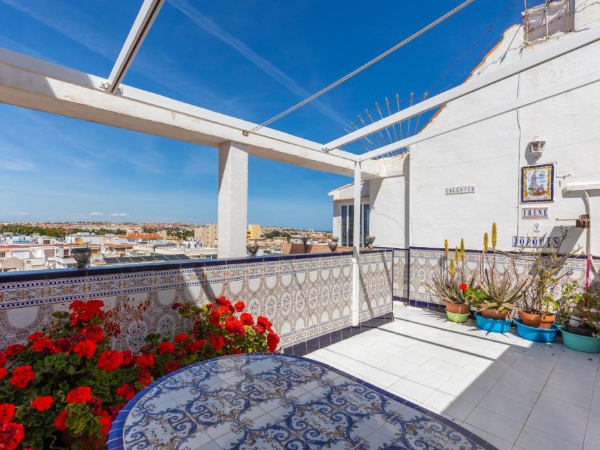 Spanien 🌟 Penthouse mit Infinity-Terrasse und Meerblick in der Fragatastraße mit 3 Schlafzimmern und Garage