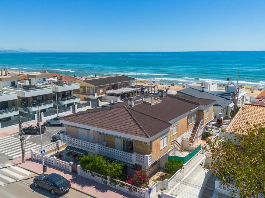 Španělsko Upper Floor Bungalow in Los Europeos, Torrevieja - Just 50 meters from the beach