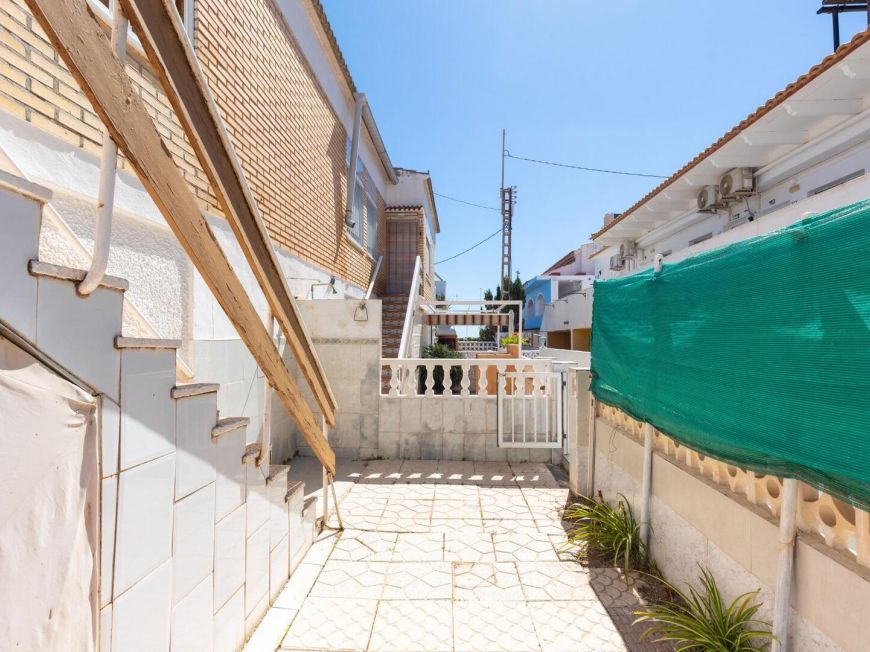 Španělsko Upper Floor Bungalow in Los Europeos, Torrevieja - Just 50 meters from the beach