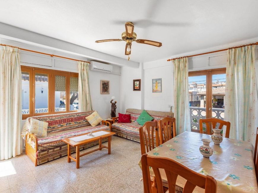 Španělsko Upper Floor Bungalow in Los Europeos, Torrevieja - Just 50 meters from the beach