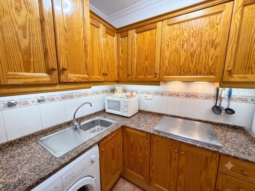 Španělsko Opportunity for a 2-bedroom apartment with a pool