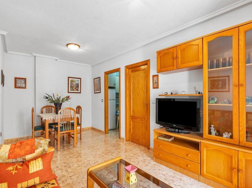 Španělsko Opportunity RSD Estoril 2 bedrooms with pool