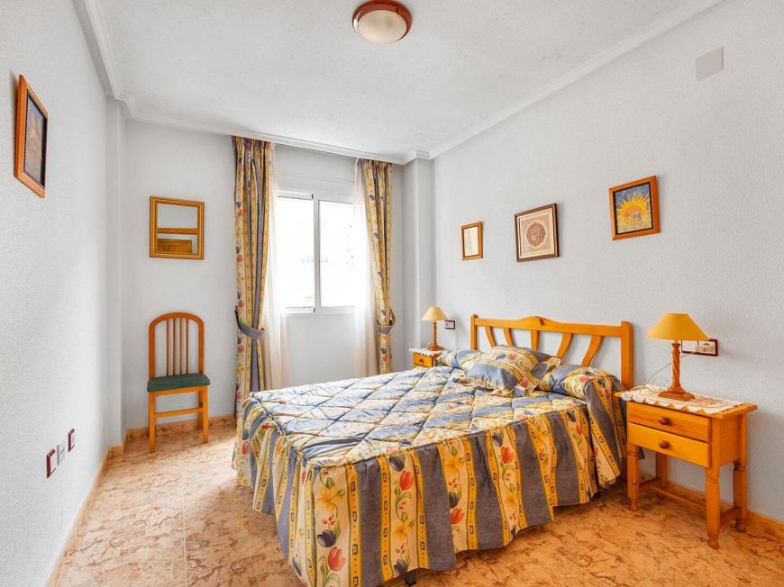 Španělsko Opportunity RSD Estoril 2 bedrooms with pool
