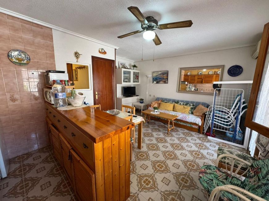 España Bungalow planta baja con 3 dormitorios y 2 baños a 300m de Playa de Los Náufragos