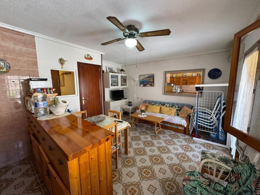 España Bungalow planta baja con 3 dormitorios y 2 baños a 300m de Playa de Los Náufragos