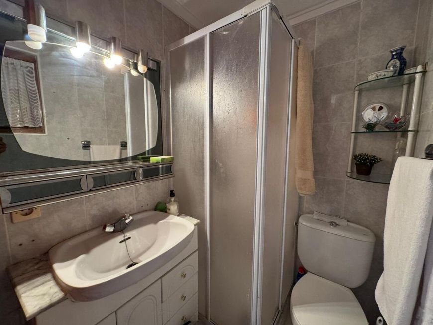 España Bungalow planta baja con 3 dormitorios y 2 baños a 300m de Playa de Los Náufragos