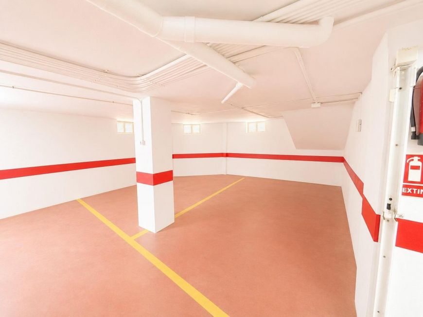 Spanien Gelegenheit: abgeschlossene Garage