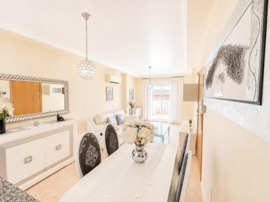 Испания Opportunity: Penthouse with 2 bedrooms and private solarium facing south