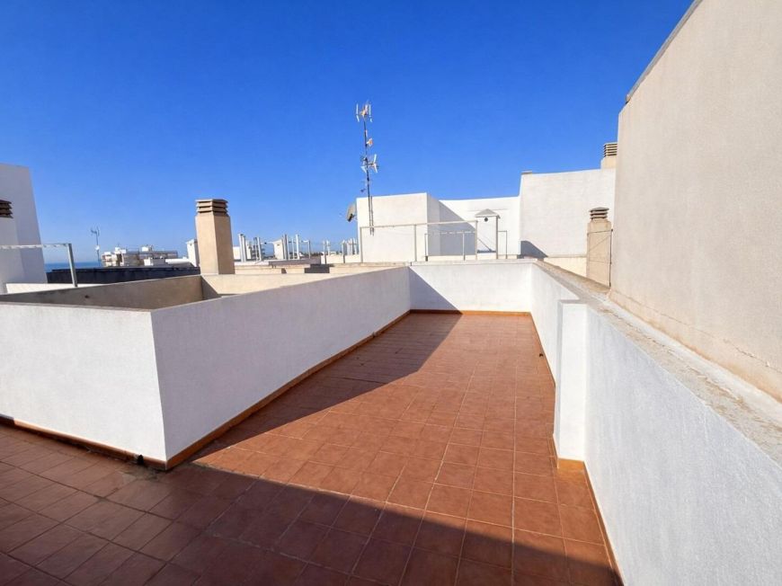 Испания Opportunity: Penthouse with 2 bedrooms and private solarium facing south