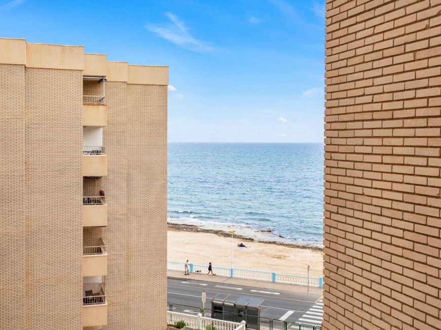 Španělsko BEACHFRONT APARTMENT