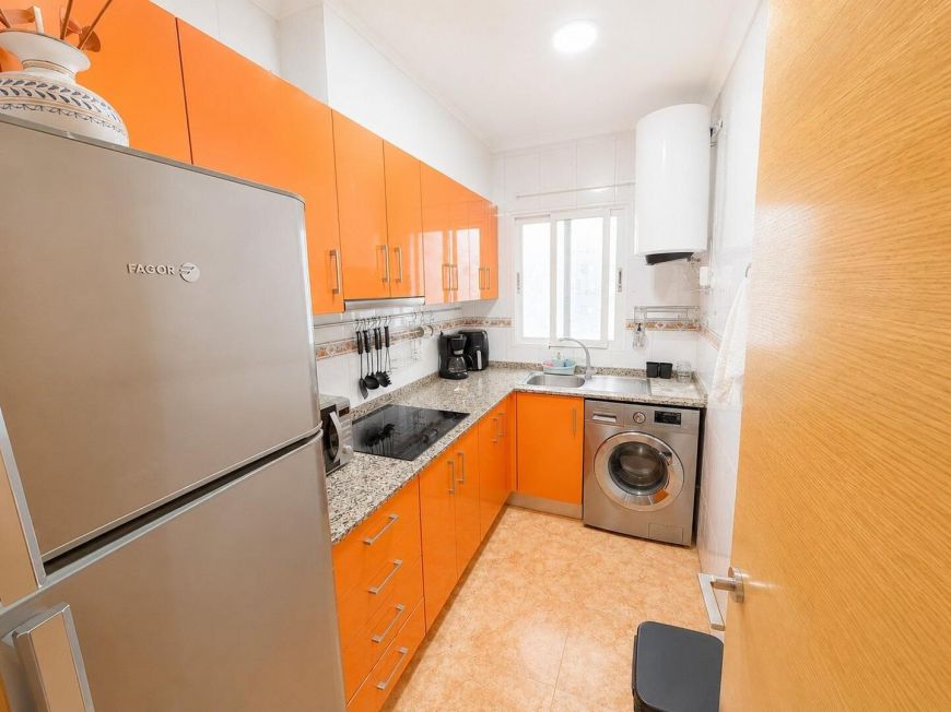 Španělsko Opportunity: 2 bedrooms with pool