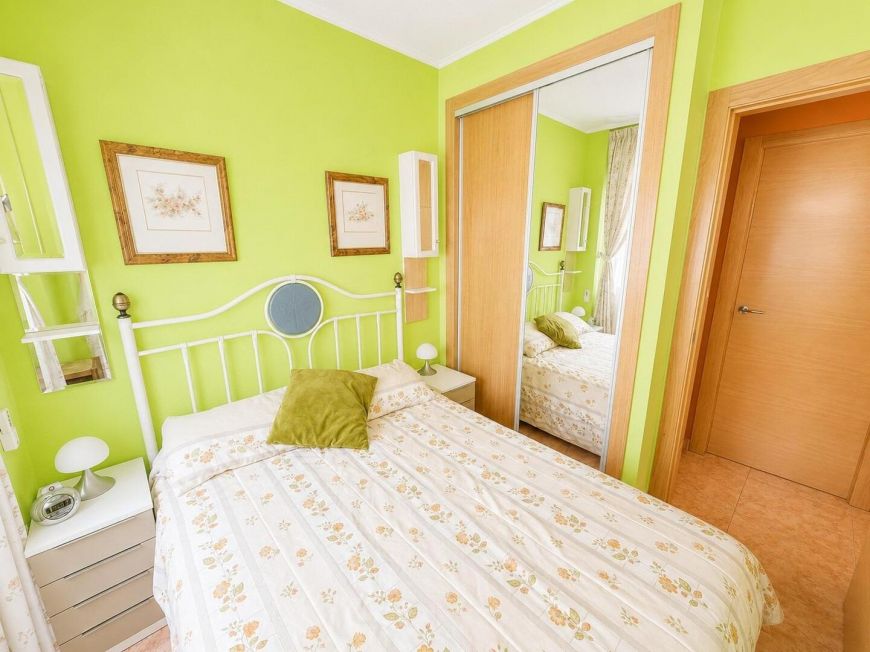 Španělsko Opportunity: 2 bedrooms with pool