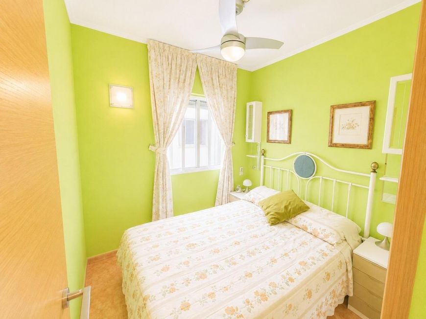Španělsko Opportunity: 2 bedrooms with pool