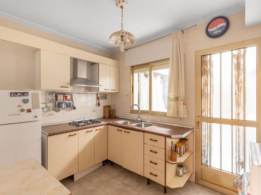 Španělsko Your home by the sea! Ground floor apartment with a 15 m2 terrace in Acequión (Torrevieja)