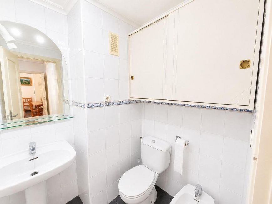 Španělsko Two-bedroom penthouse with garage and sea views