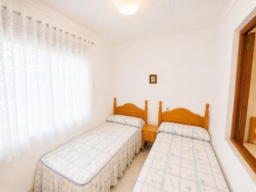 Španělsko South bungalow opportunity in Torretas